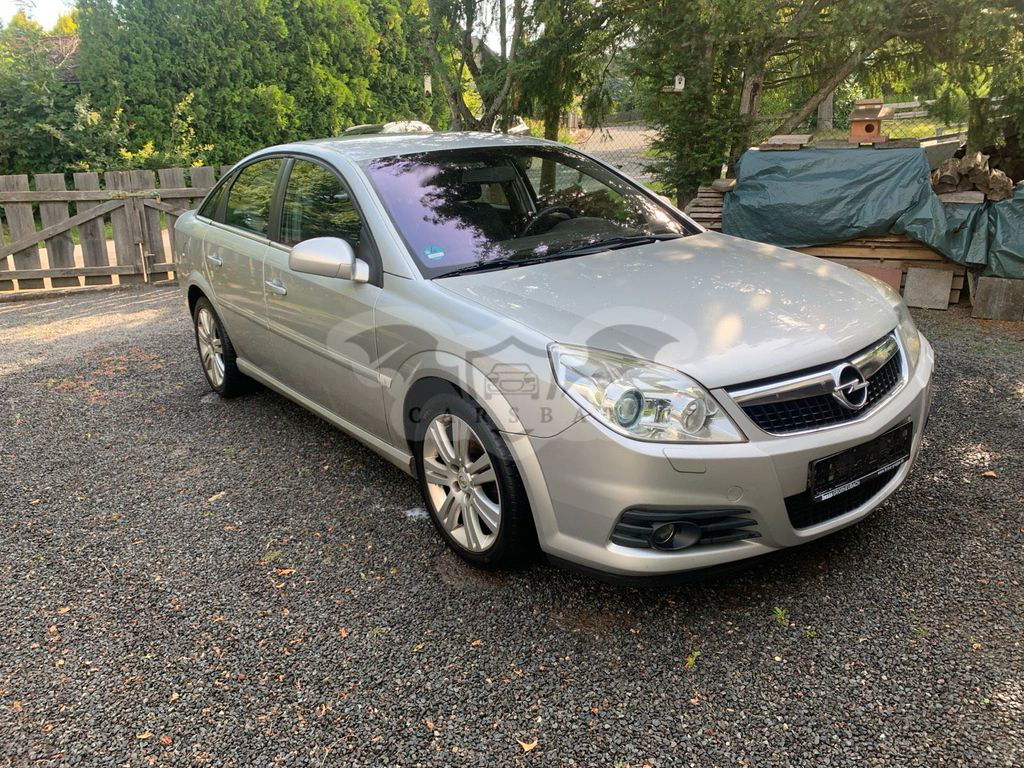Opel Insignia 2005