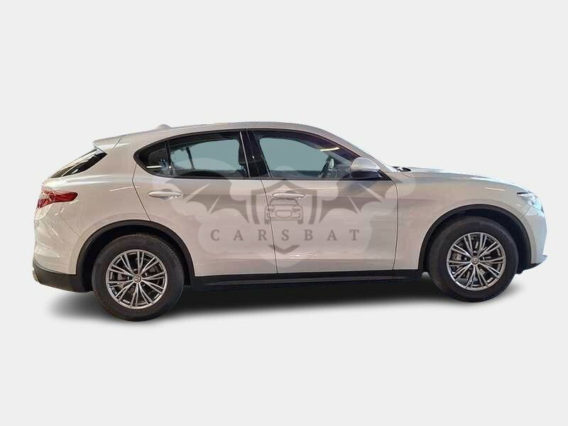 Alfa Romeo Stelvio 2021