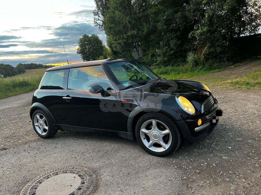 Mini One 2004