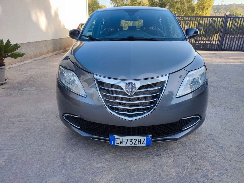 Lancia Ypsilon 2015