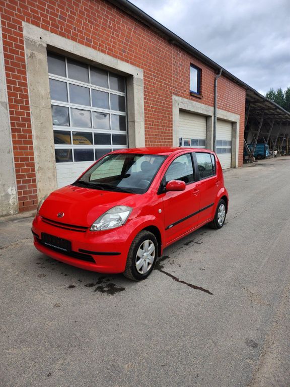 Daihatsu Sirion 2006