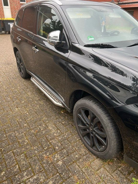 Mitsubishi Outlander 2014