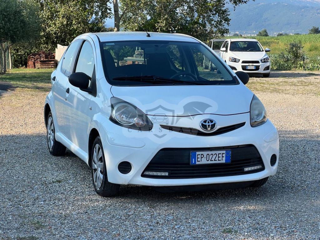 Toyota Aygo X 2012