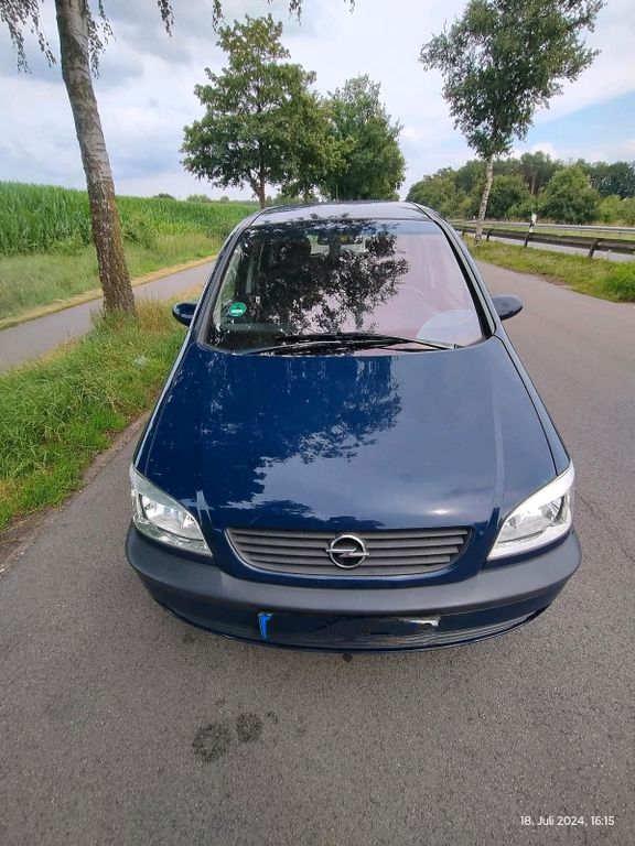 Opel Zafira 2002