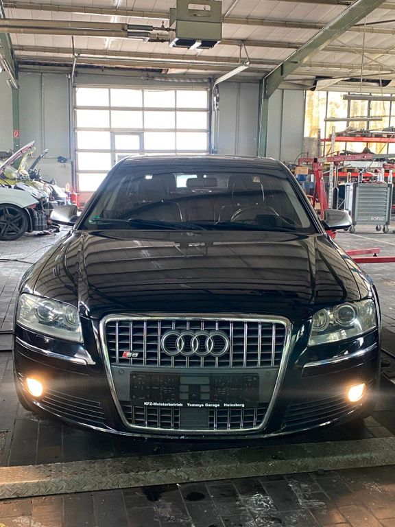 Audi A8 2024