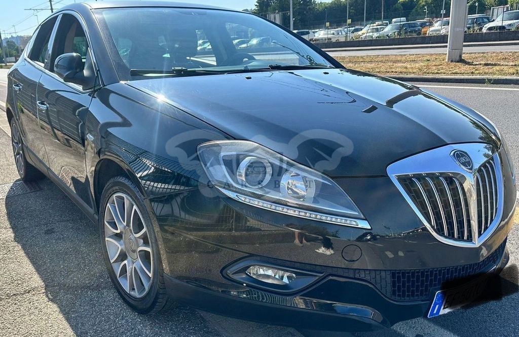 Lancia Delta 2010