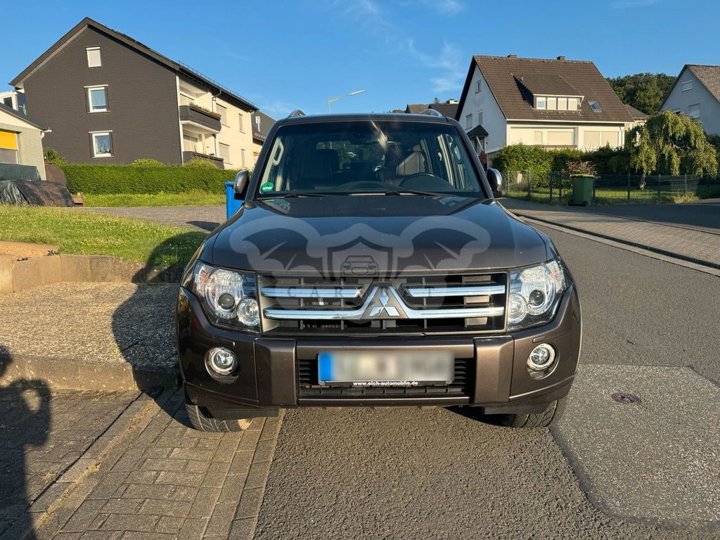 Mitsubishi Pajero 2009