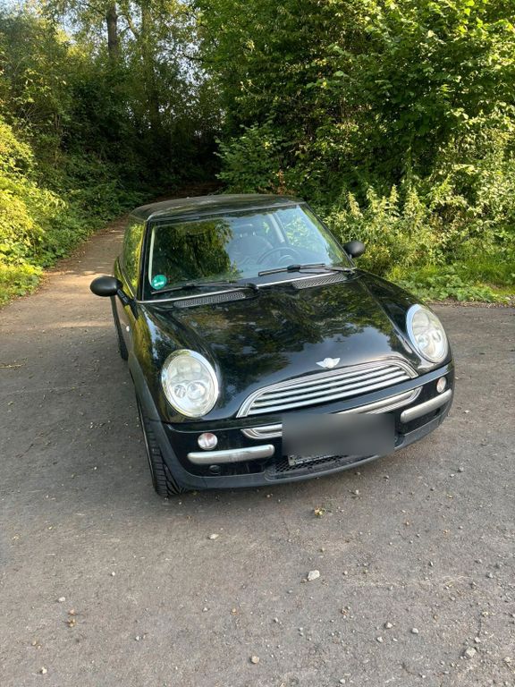 Mini One 2004