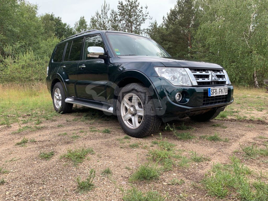 Mitsubishi Pajero 2014