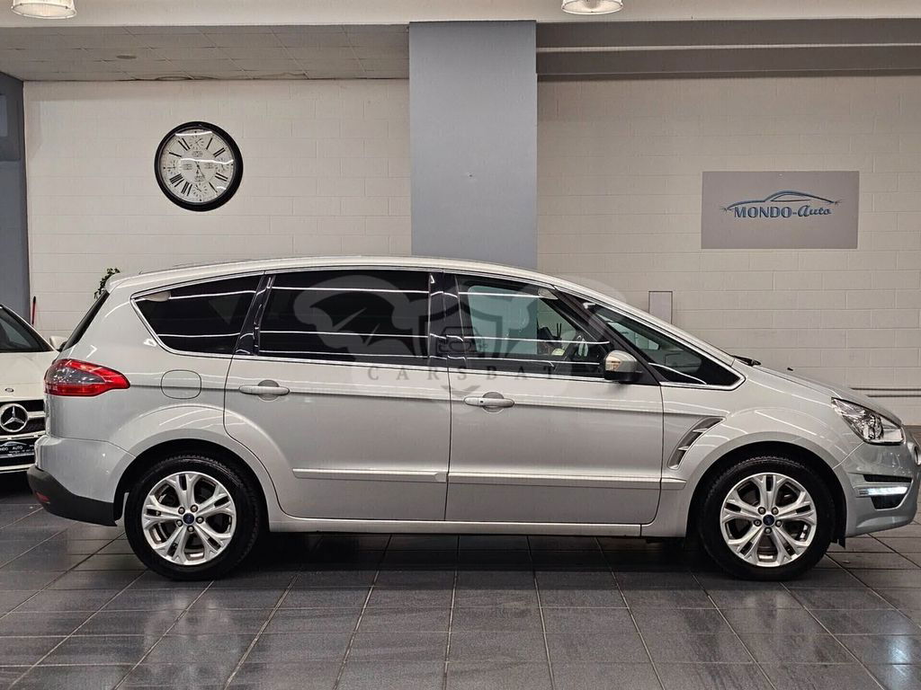 Ford S-Max 2012
