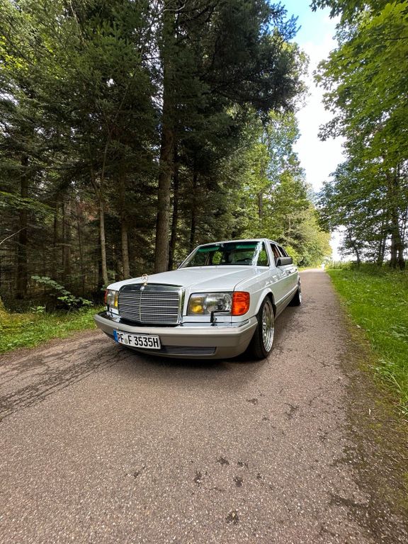 Mercedes-Benz 350 1990