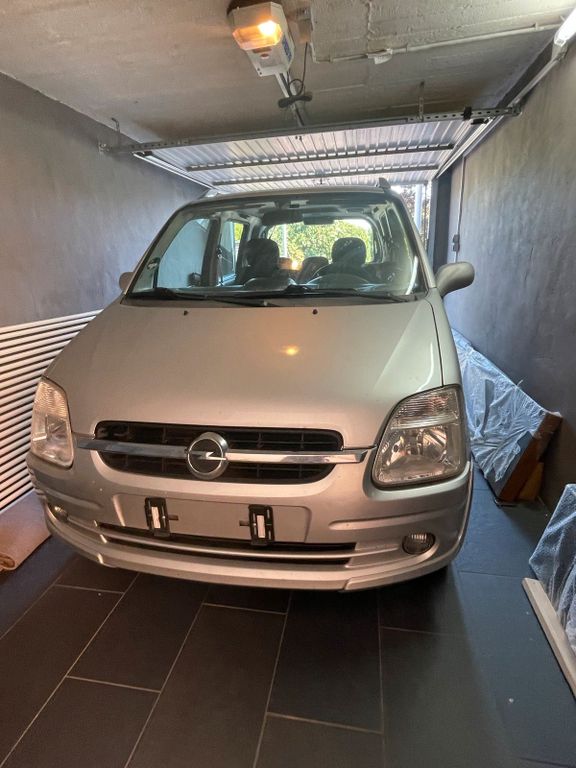 Opel Agila 2003