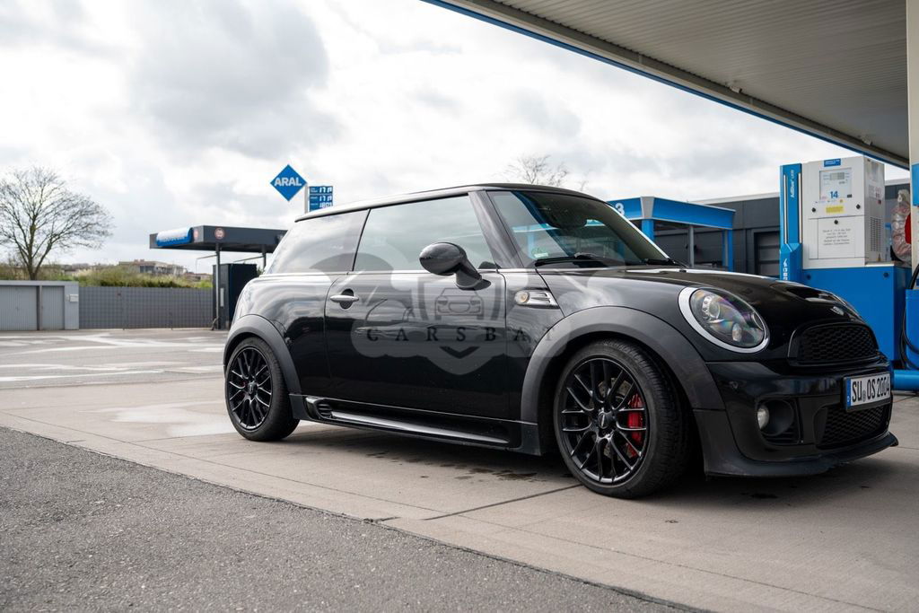 Mini John Cooper Works 2011