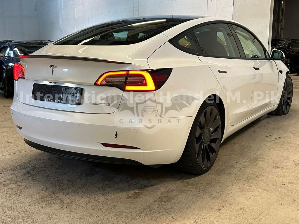 Tesla Model 3 2021