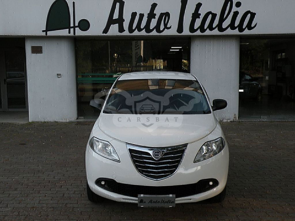 Lancia Ypsilon 2014
