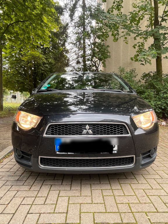 Mitsubishi Colt 2011