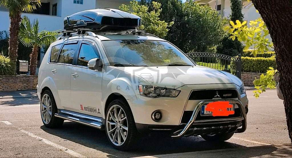 Mitsubishi Outlander 2011