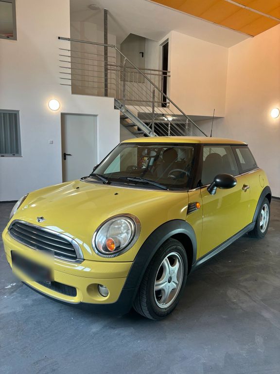 Mini One 2010