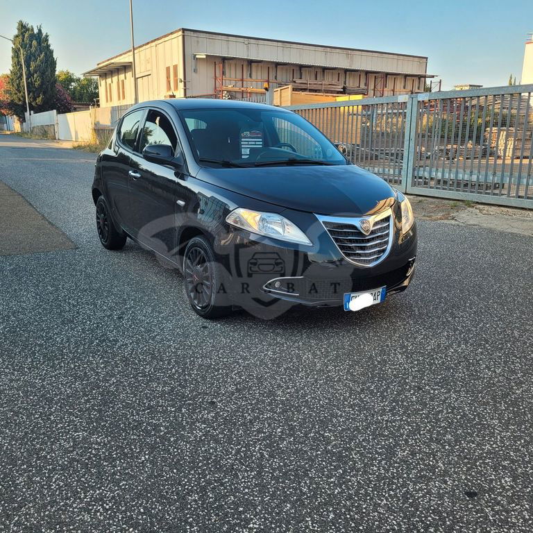 Lancia Ypsilon 2011