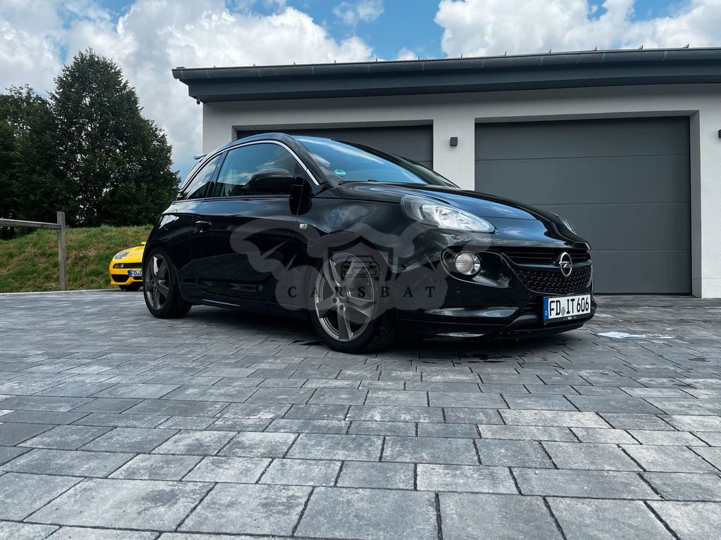Opel Adam 2016
