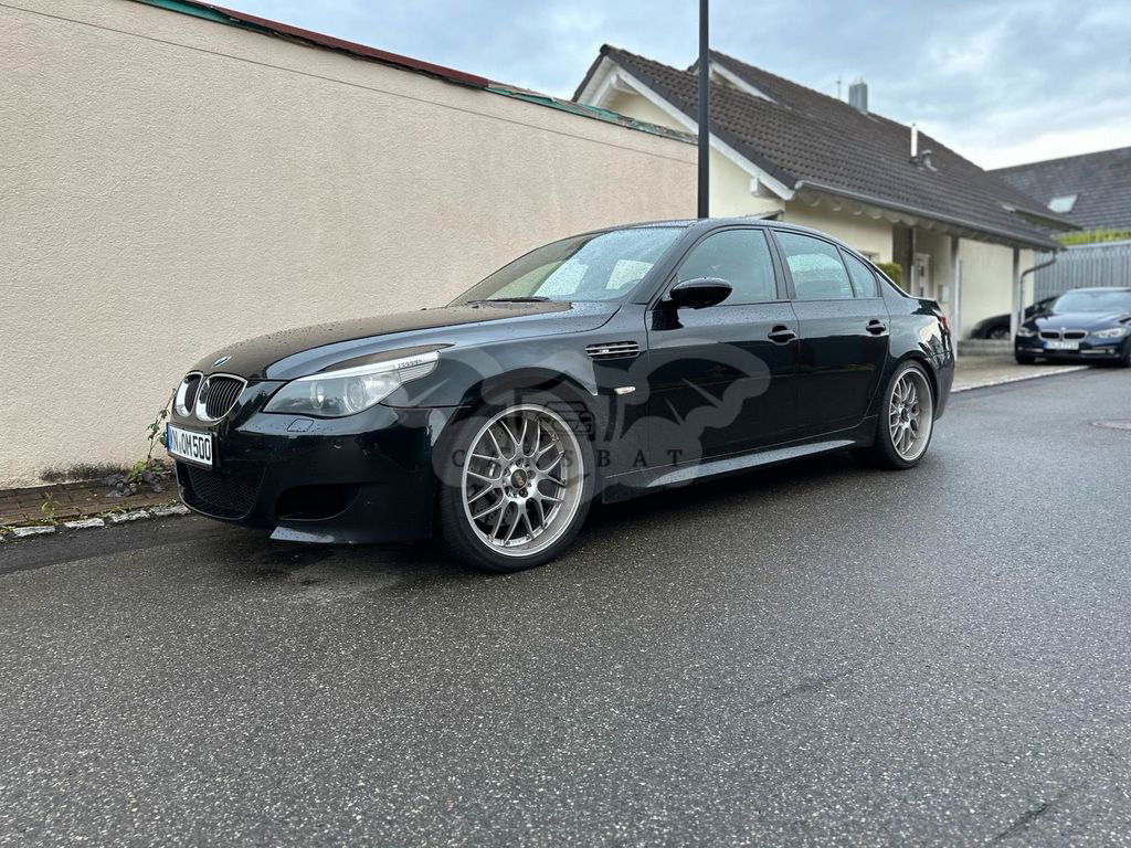 BMW M5 2005
