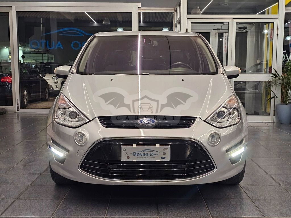 Ford S-Max 2012