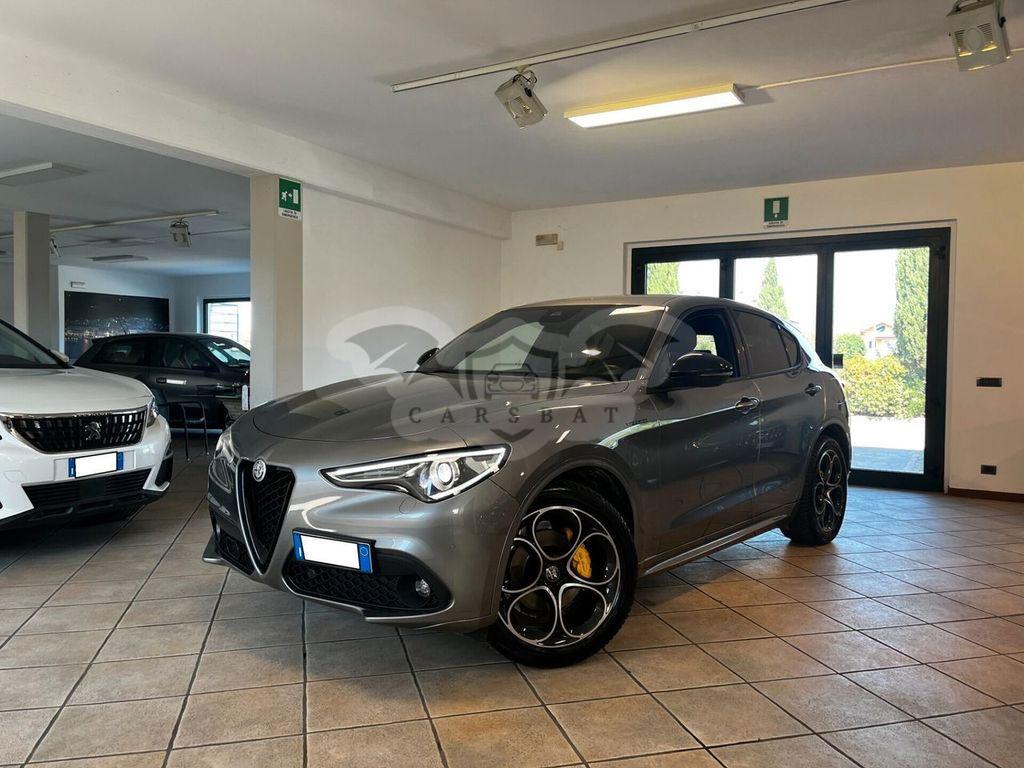 Alfa Romeo Stelvio 2021