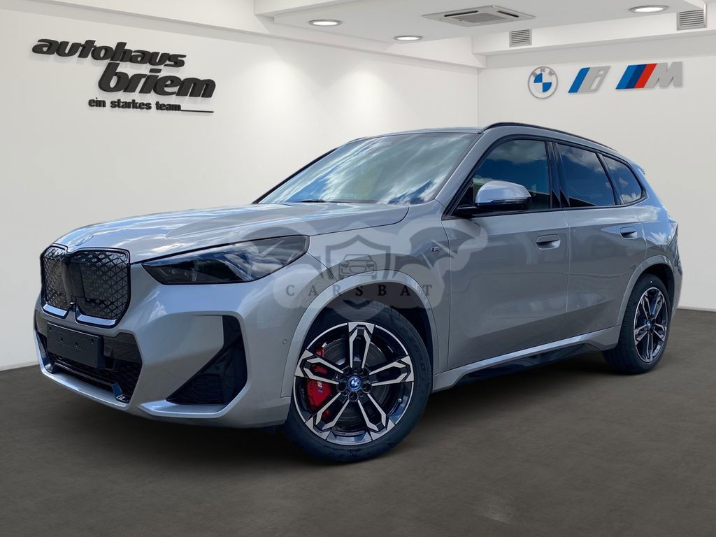 BMW iX1 2024