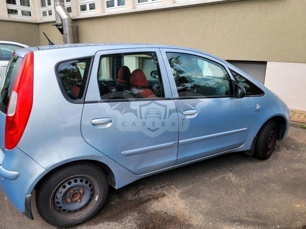 Mitsubishi Colt 2004