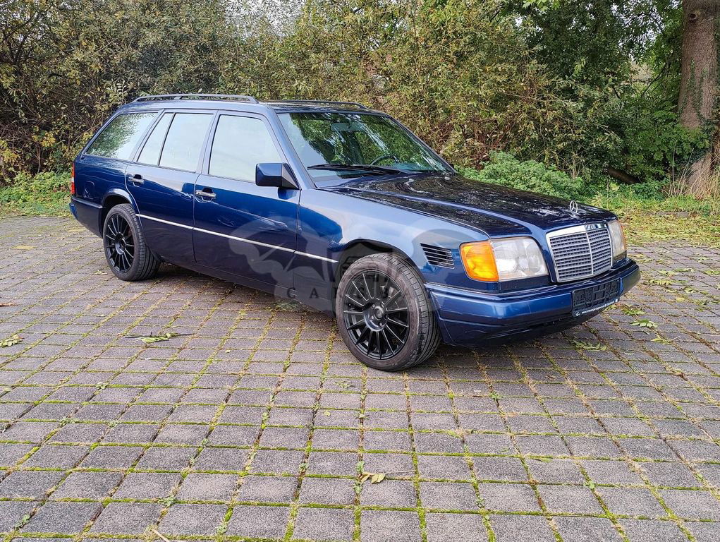 Mercedes-Benz 250 1995