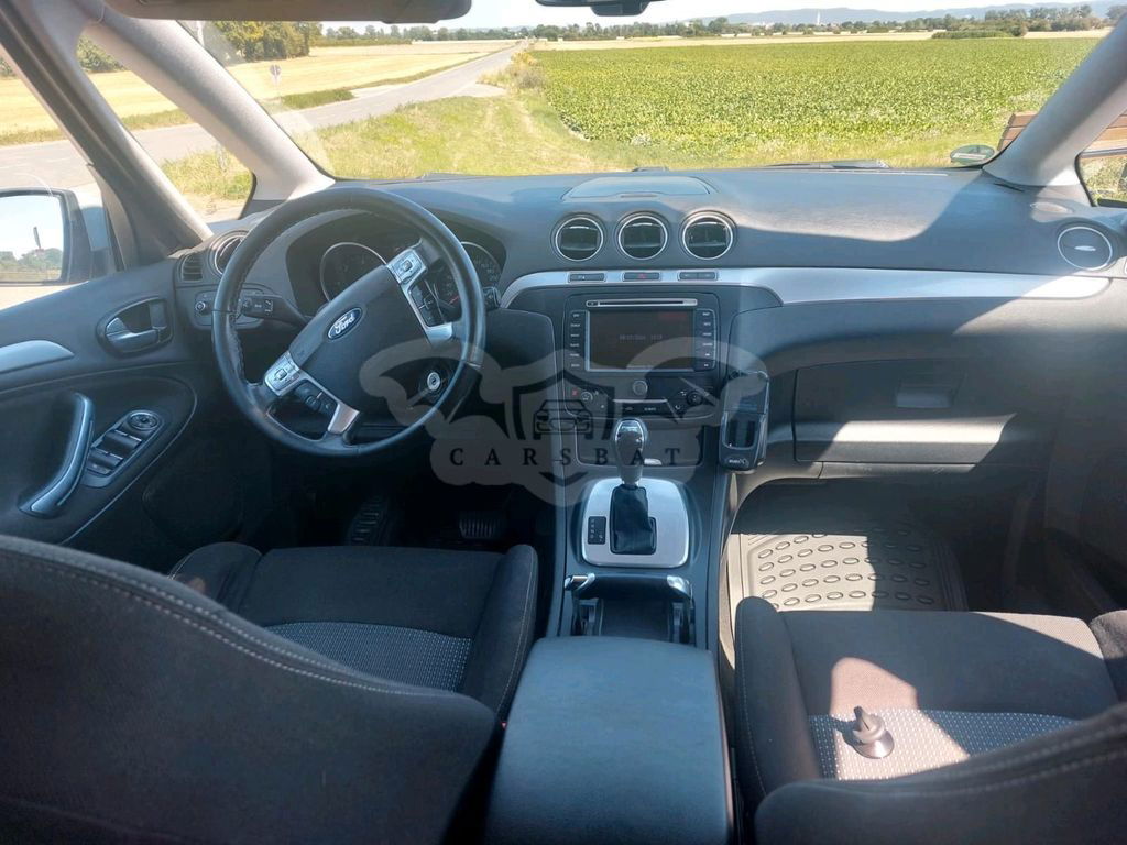 Ford S-Max 2012