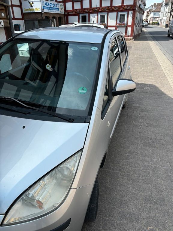 Mitsubishi Colt 2006