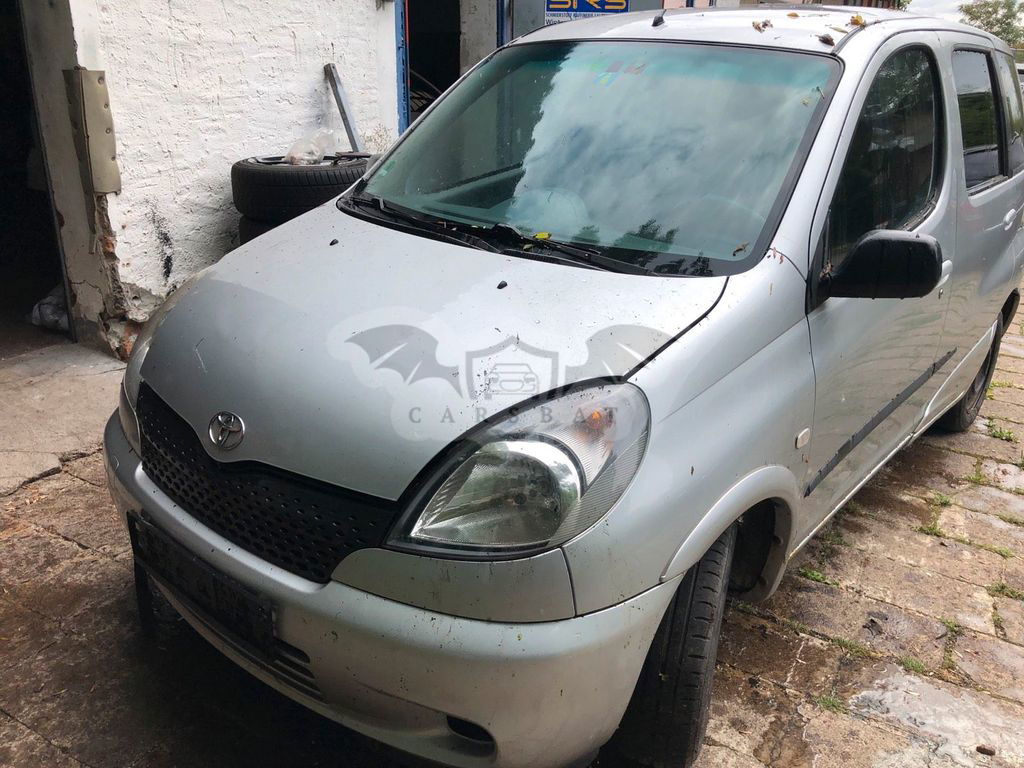 Toyota Verso 2002