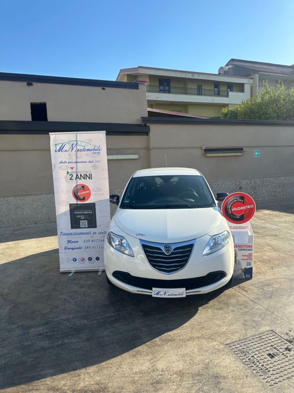 Lancia Ypsilon 2014