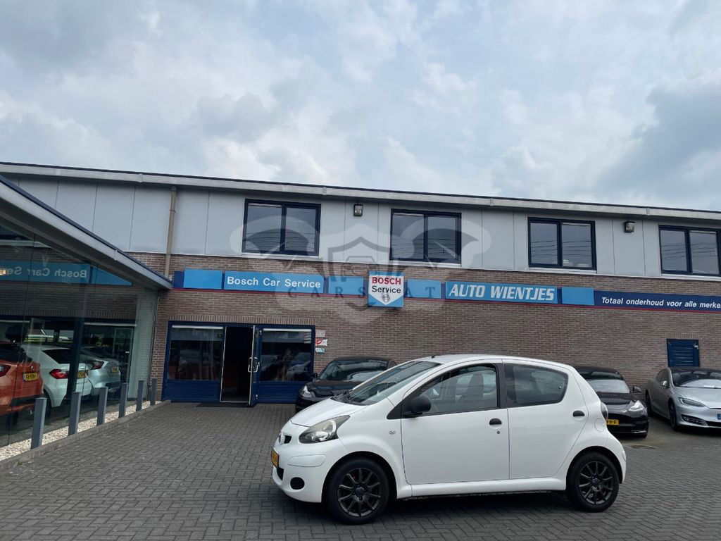 Toyota Aygo X 2011