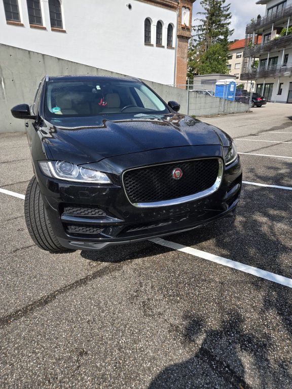 Jaguar F-Pace 2017