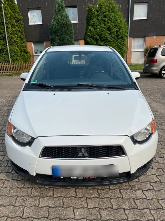 Mitsubishi Colt 2011