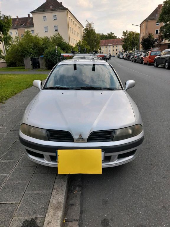 Mitsubishi Carisma 2023