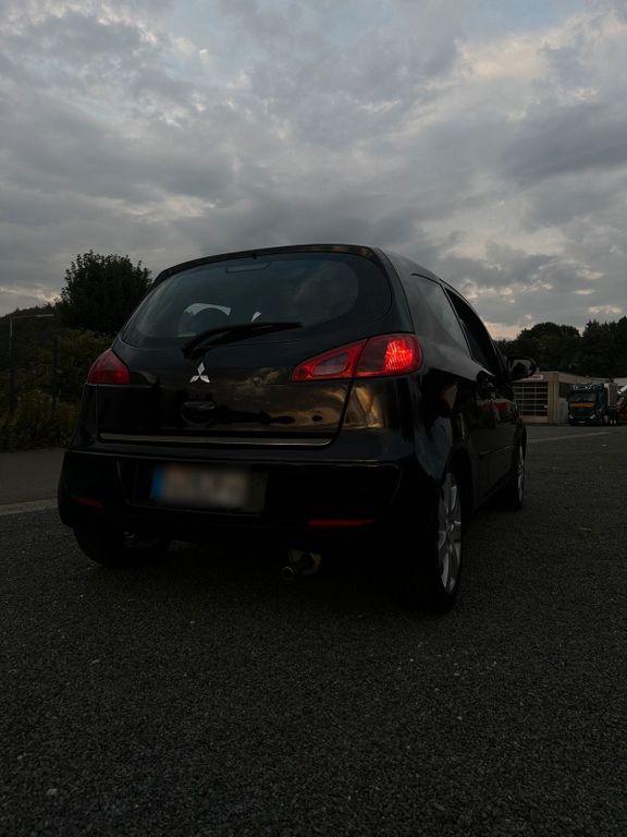 Mitsubishi Colt 2006