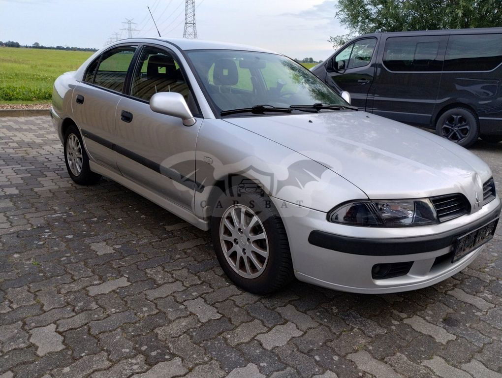 Mitsubishi Carisma 2003