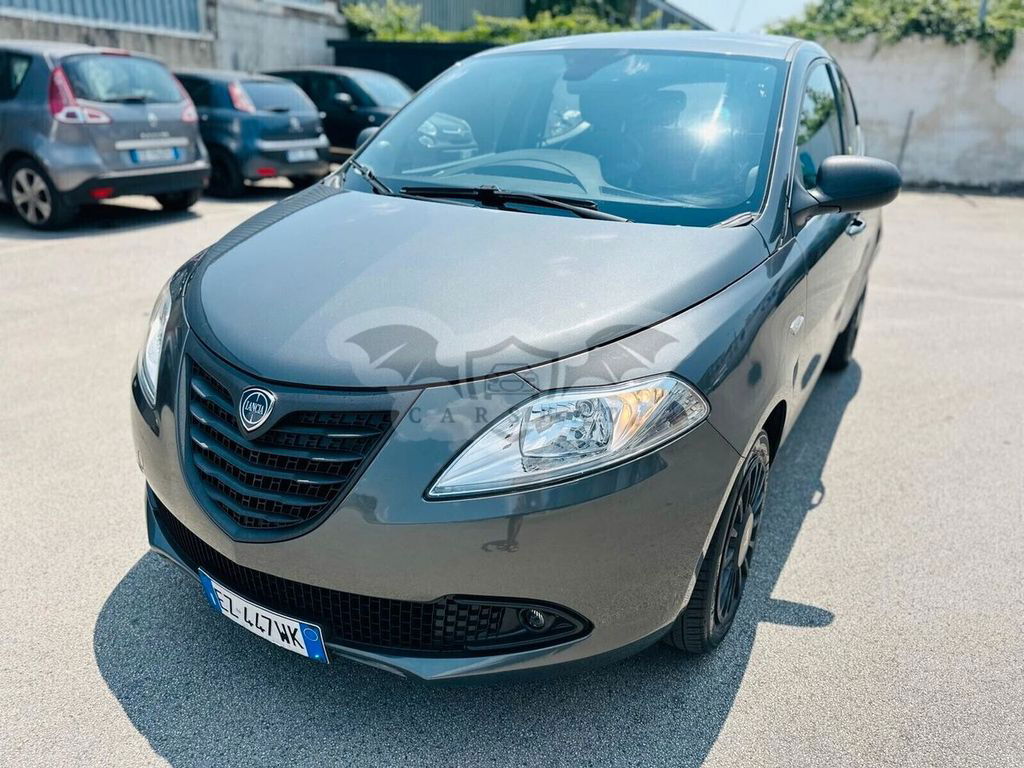 Lancia Ypsilon 2015