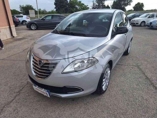 Lancia Ypsilon 2014