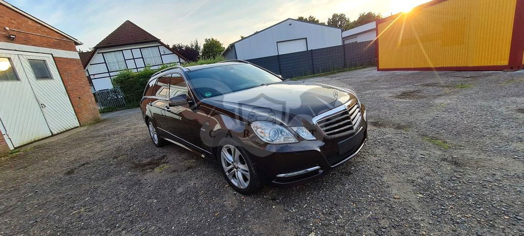 Mercedes-Benz 350 2010