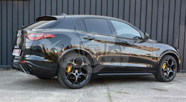 Alfa Romeo Stelvio 2021
