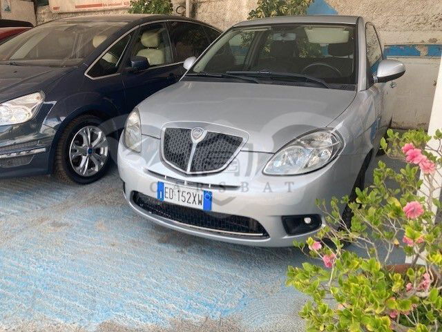 Lancia Ypsilon 2010