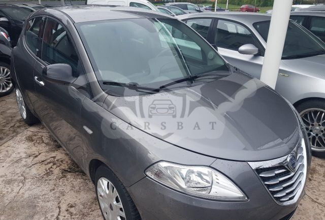 Lancia Ypsilon 2012