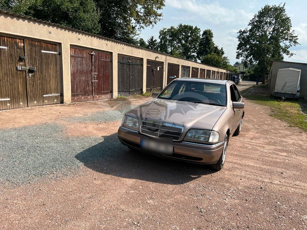 Mercedes-Benz C 220 1993