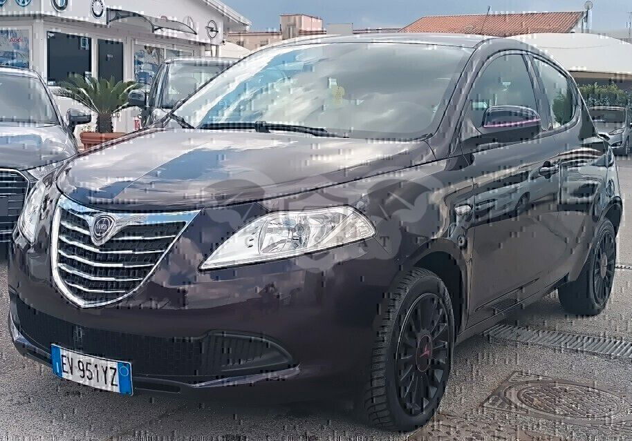 Lancia Ypsilon 2015