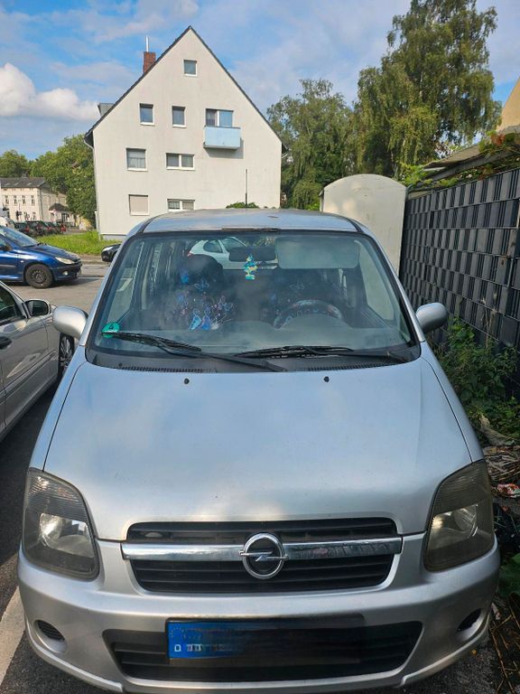 Opel Agila 2004