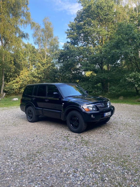 Mitsubishi Pajero 2006